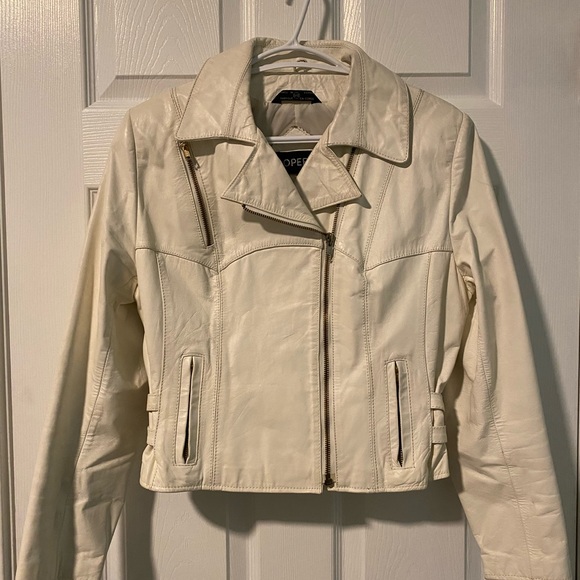Jackets & Blazers - Opera Vintage White Leather Jacket
